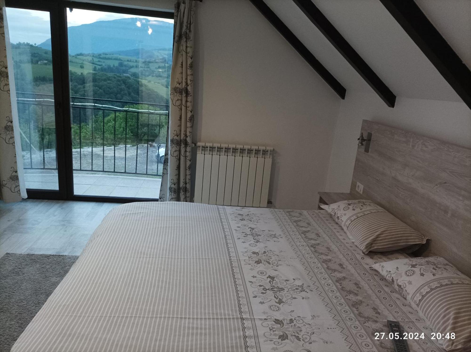 Casa Din Livada, Poiana Marului, Brasov Villa Bagian luar foto