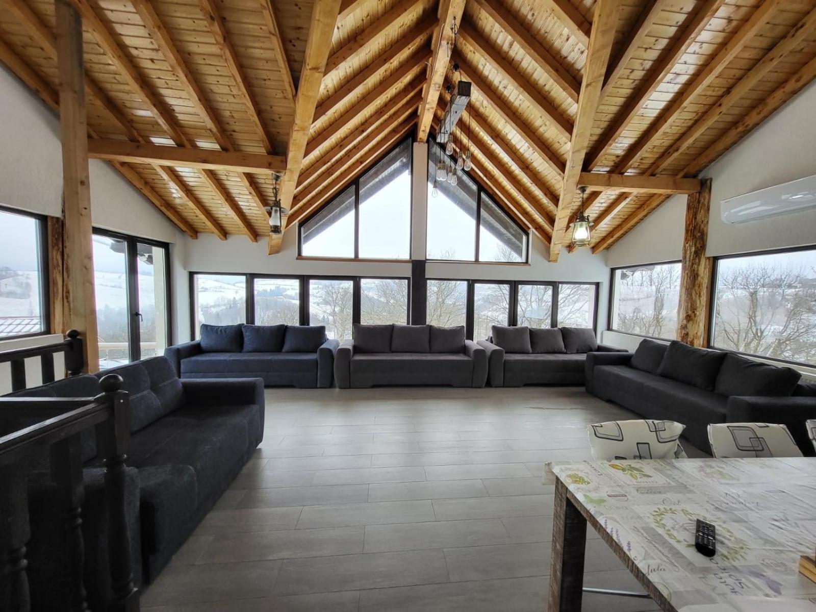 Casa Din Livada, Poiana Marului, Brasov Villa Bagian luar foto
